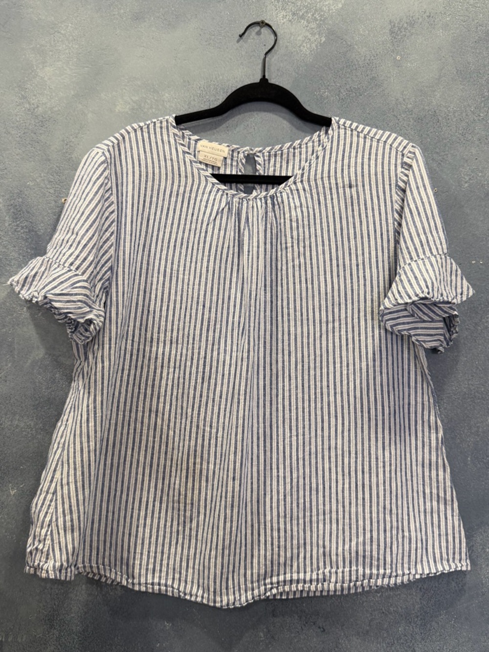 Van Heusen Blue and White Striped Short-Sleeve Blouse XL Linen/Cotton Blend
